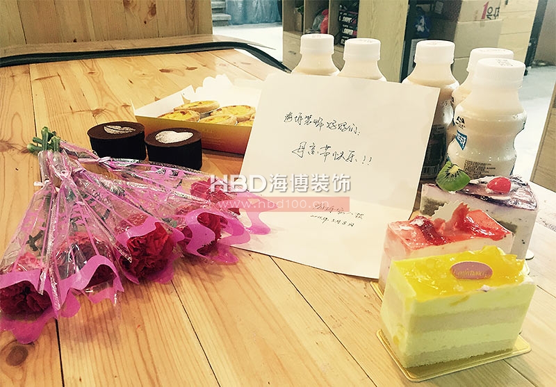 母親節(jié)禮物-新網(wǎng)站用.jpg 母親節(jié)禮物-新網(wǎng)站用.jpg