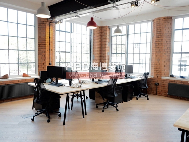 工業(yè)風辦公室設(shè)計,辦公室設(shè)計風格,服飾公司辦公室設(shè)計,海博裝飾.jpg
