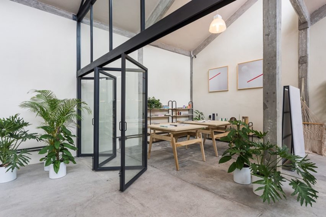 工業(yè)風(fēng)裝修風(fēng)格,廣州裝飾公司,辦公室裝修設(shè)計(jì),海博裝飾.jpg 工業(yè)風(fēng)裝修風(fēng)格,廣州裝飾公司,辦公室裝修設(shè)計(jì),海博裝飾.jpg