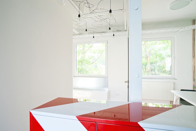 創(chuàng)意辦公室裝修設(shè)計.jpg 創(chuàng)意辦公室裝修設(shè)計.jpg