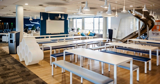 科技公司辦公室裝修設(shè)計.jpg 科技公司辦公室裝修設(shè)計.jpg