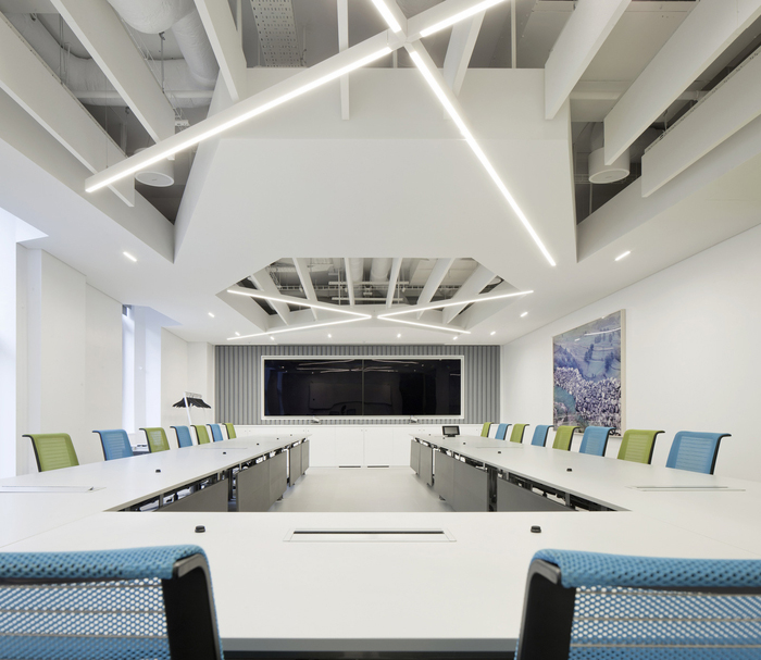 創(chuàng)意辦公樓裝修設計.jpg 創(chuàng)意辦公樓裝修設計.jpg